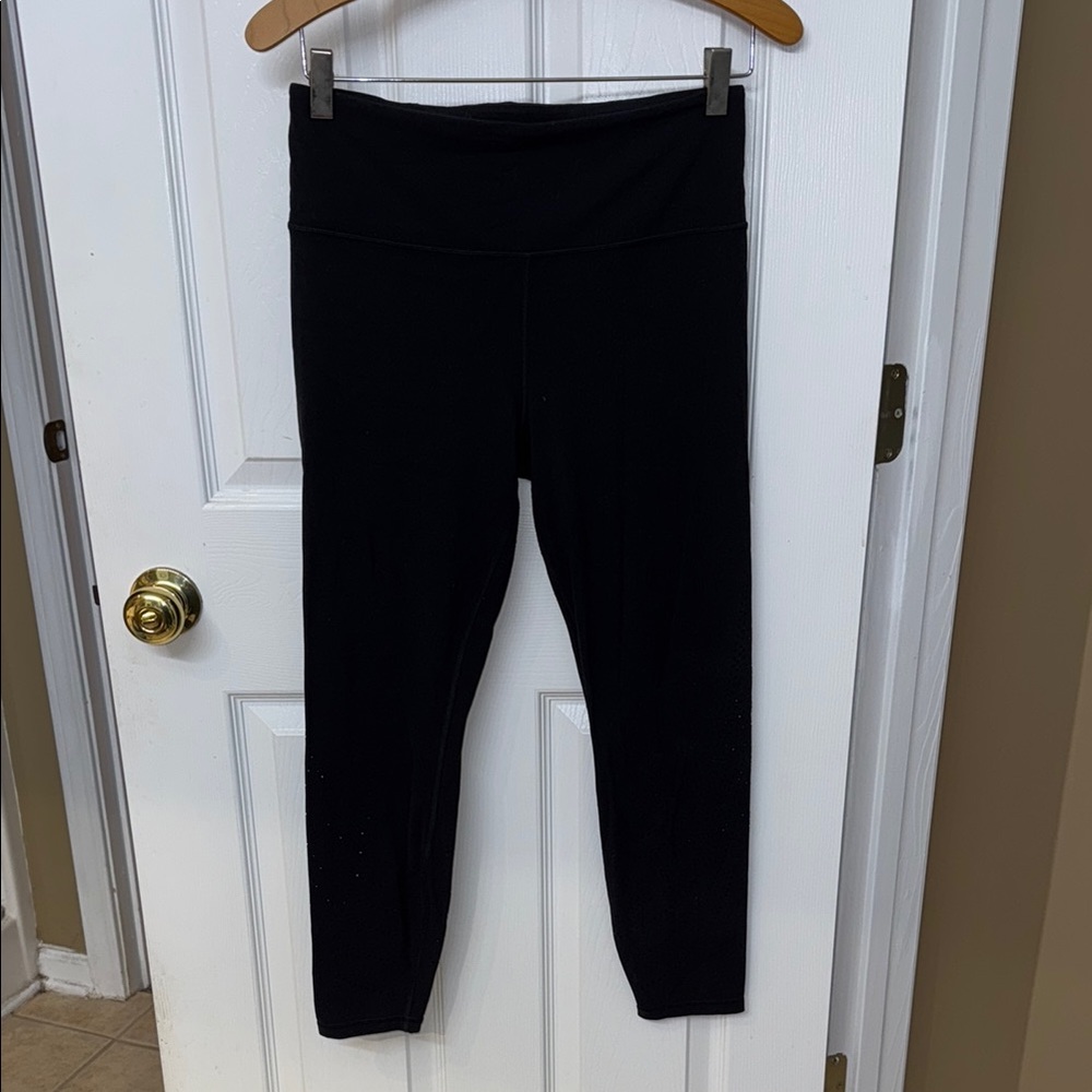 Athleta Elation 7/8 Lasercut Legging